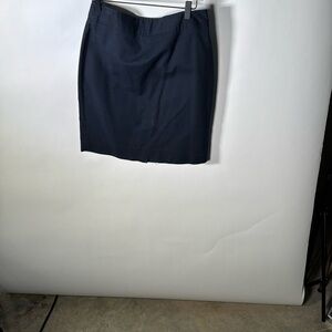 Dark blue Banana Republic size 6 skirt